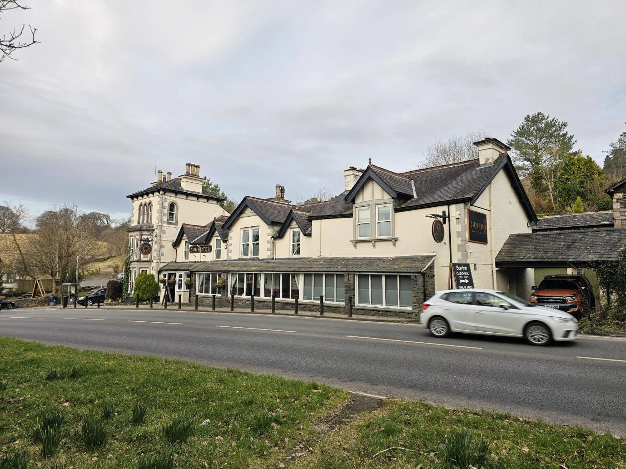 The Sun Inn Troutbeck Bridge Exteriör bild