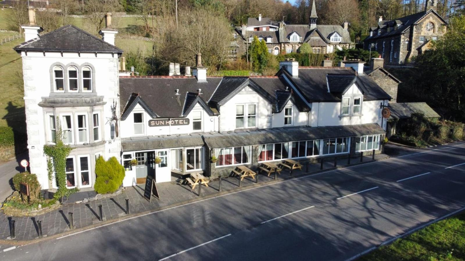 The Sun Inn Troutbeck Bridge Exteriör bild
